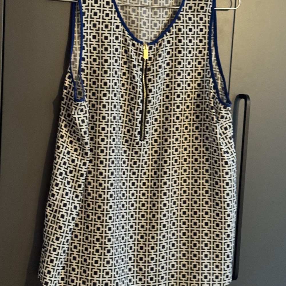 Vince Camuto Black and White Geometric Tank Top